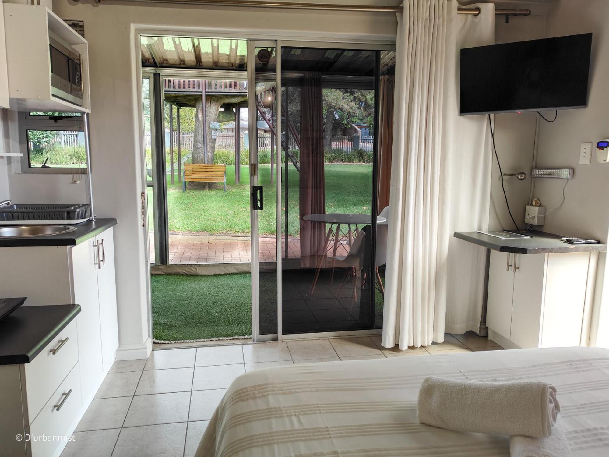 D'Urbanmist Self-Catering Guest House เดอร์บันวิลล์ ภายนอก รูปภาพ