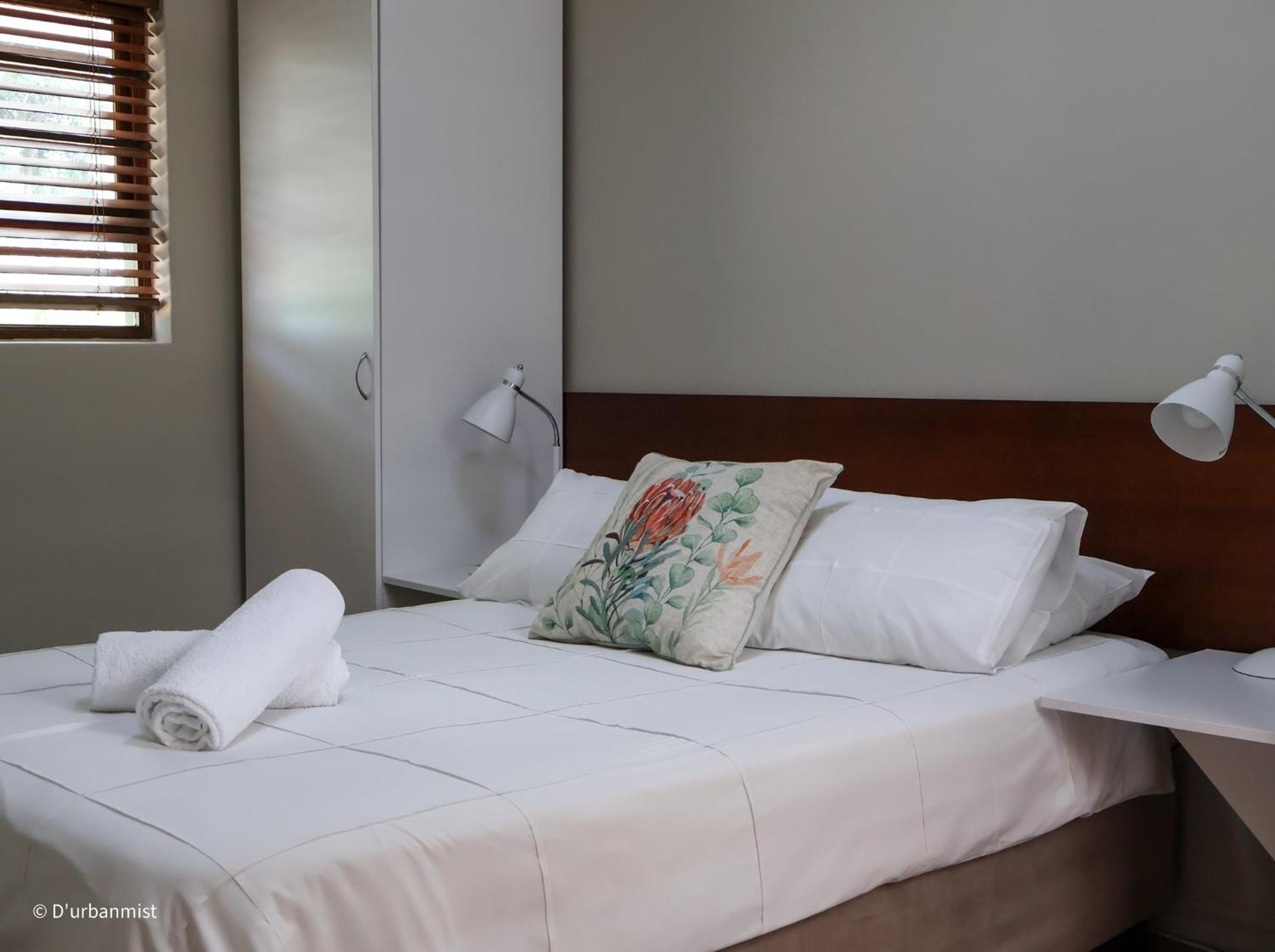 D'Urbanmist Self-Catering Guest House เดอร์บันวิลล์ ภายนอก รูปภาพ