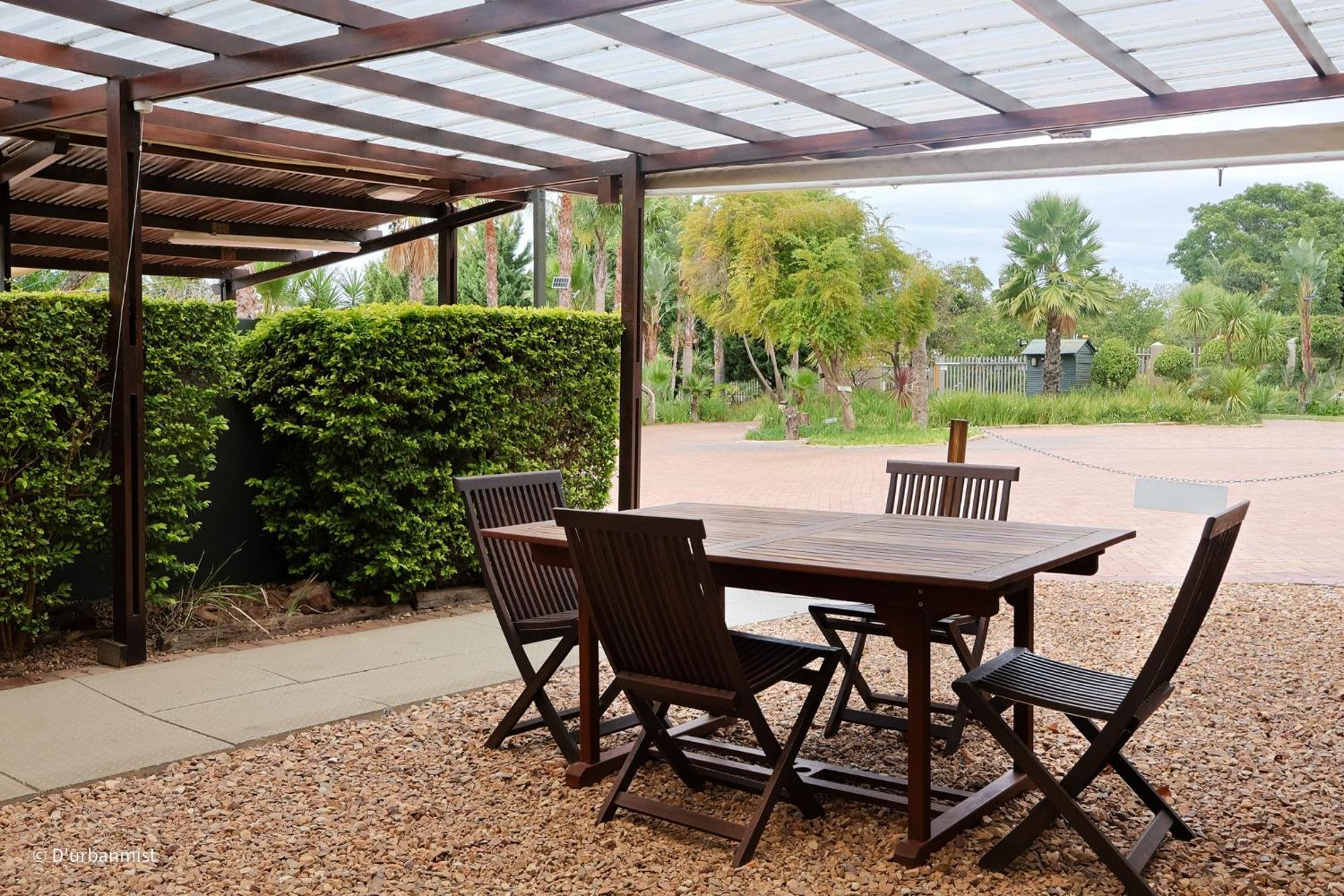 D'Urbanmist Self-Catering Guest House เดอร์บันวิลล์ ภายนอก รูปภาพ