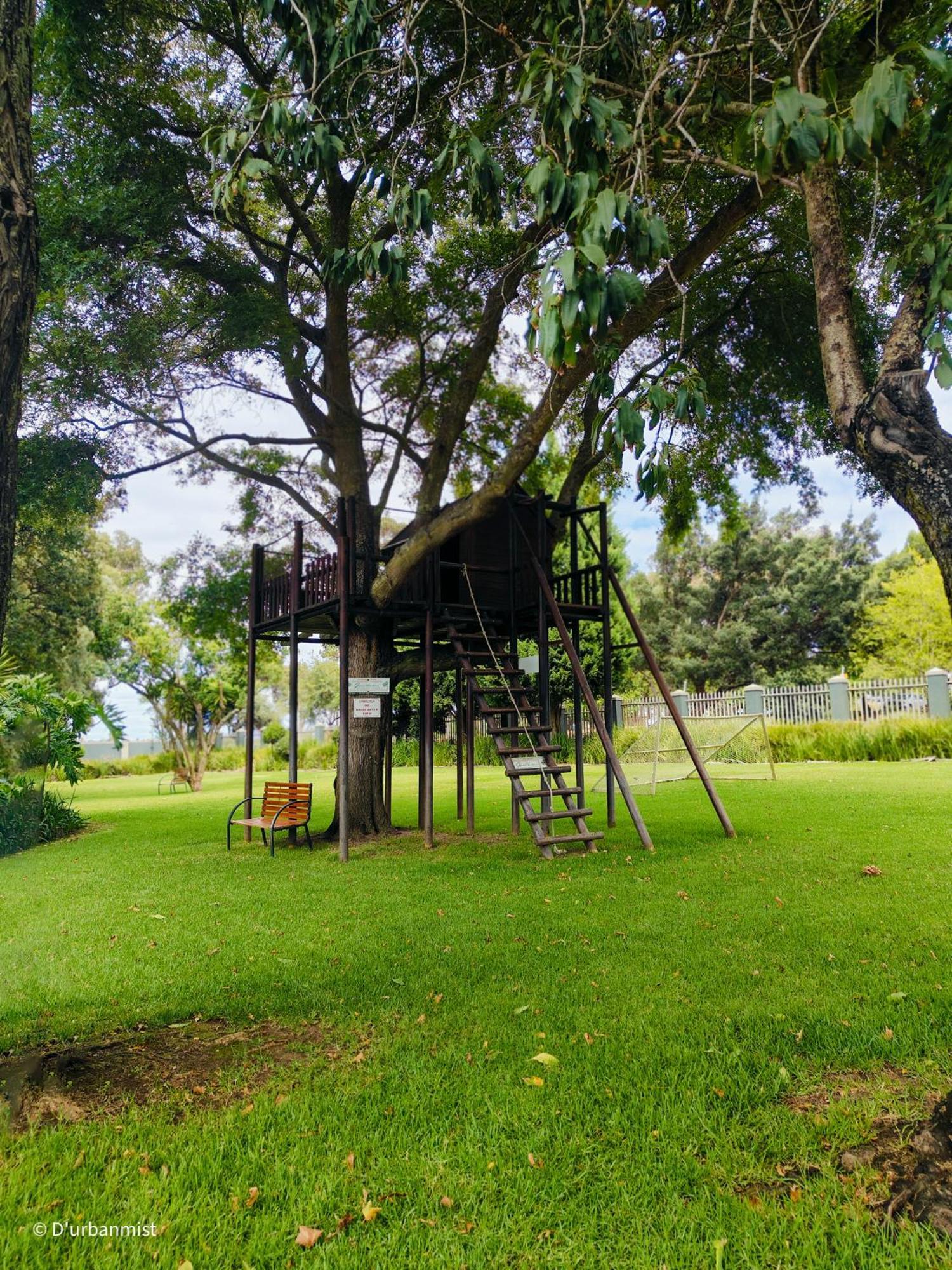 D'Urbanmist Self-Catering Guest House เดอร์บันวิลล์ ภายนอก รูปภาพ